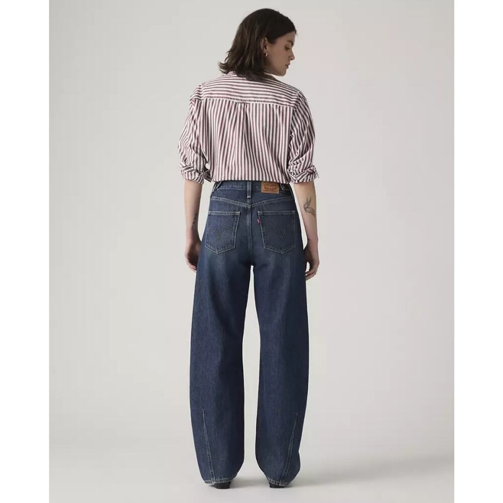Levi's Cinch Barrel Jeans High Rise Color: Dark Wash Size: 25 x 31 (Size 2/ XS) - Picture 2 of 9